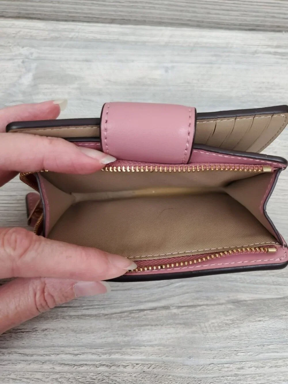 Coach Medium Corner Zip Wallet in Heart Petal Print